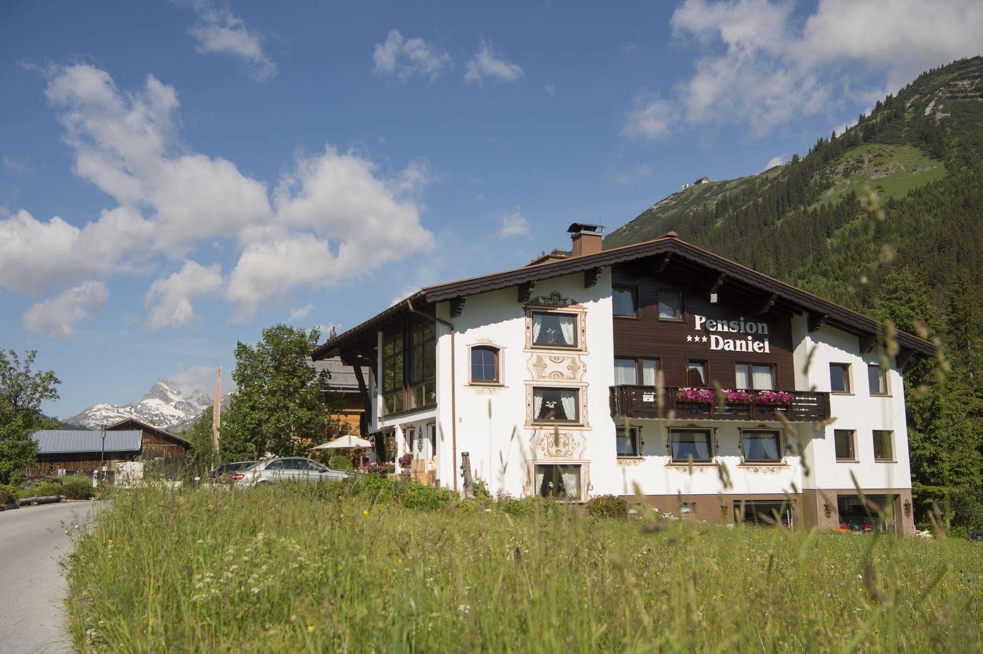 Pension Daniel Lech am Arlberg Esterno foto