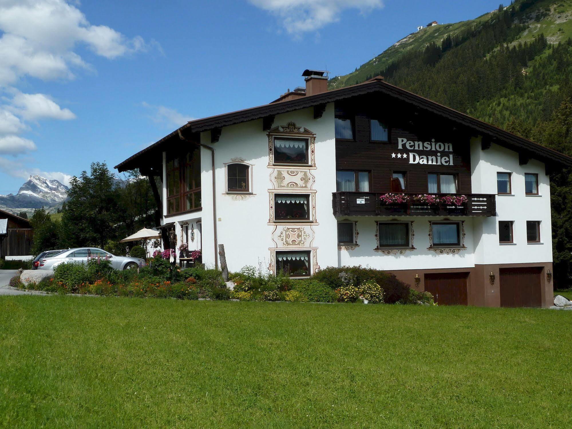 Pension Daniel Lech am Arlberg Esterno foto